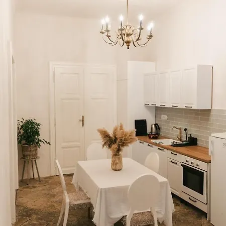Zamecke Apartma Apartment *